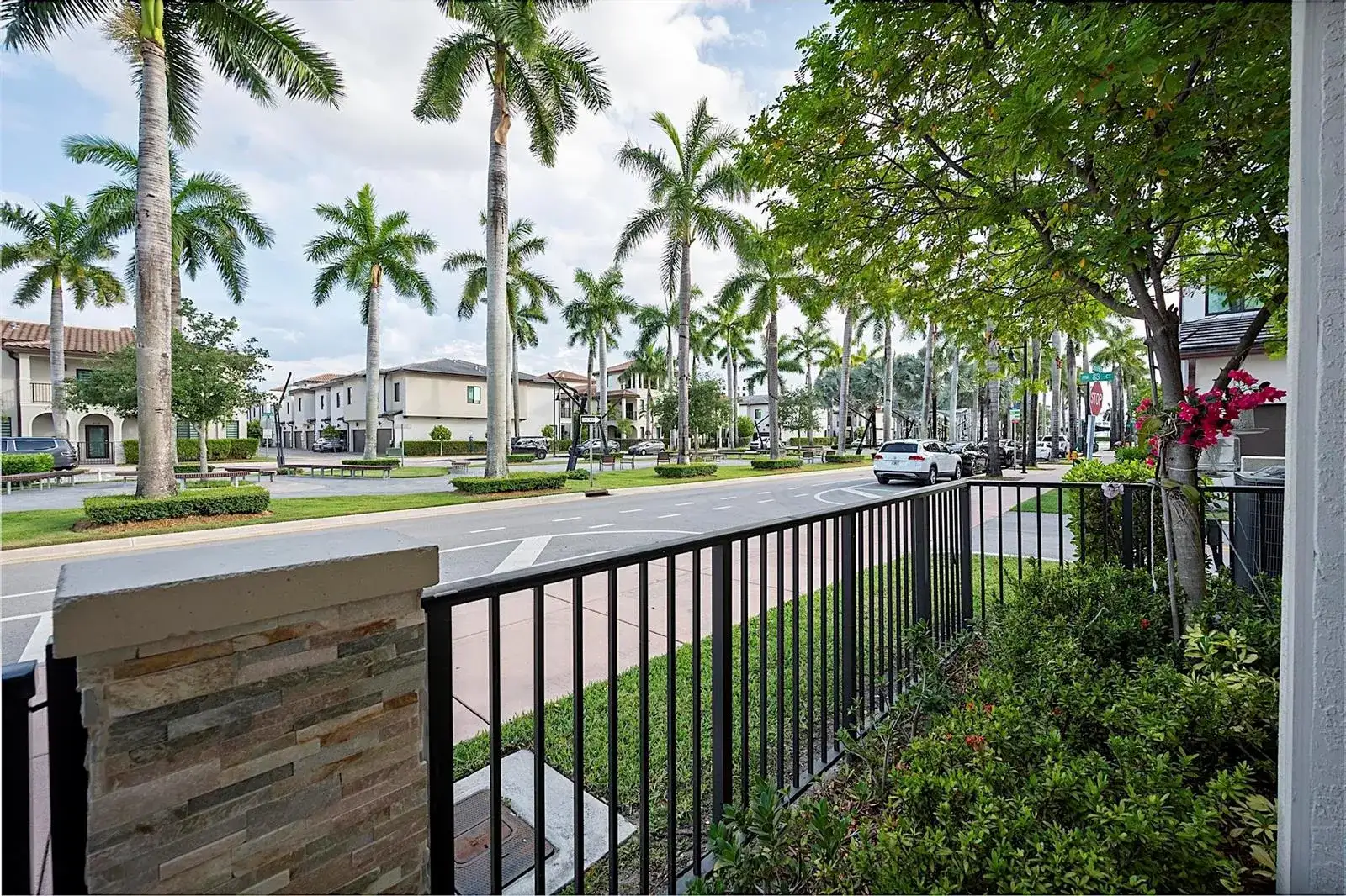 8321 Central Park Boulevard, Doral FL 33166 photo 5