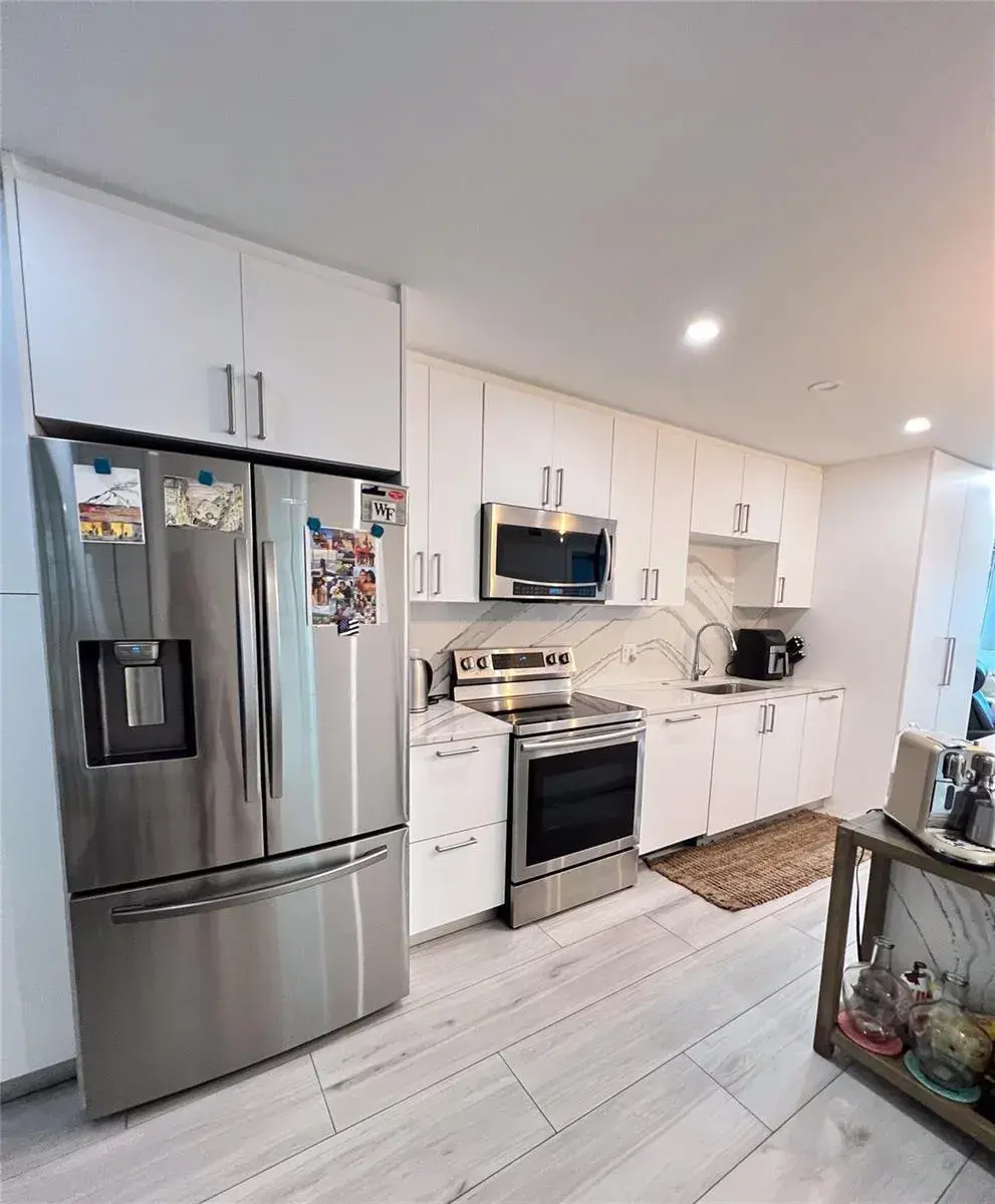 2115 NE 37th Drive # 121, Fort Lauderdale FL 33308