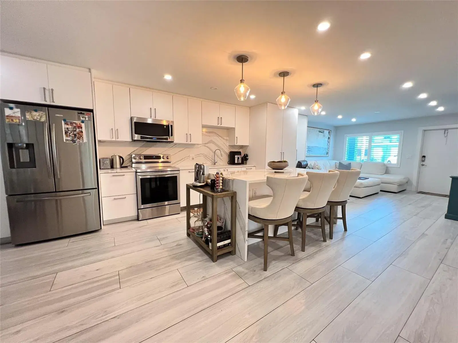 2115 NE 37th Drive # 121, Fort Lauderdale FL 33308