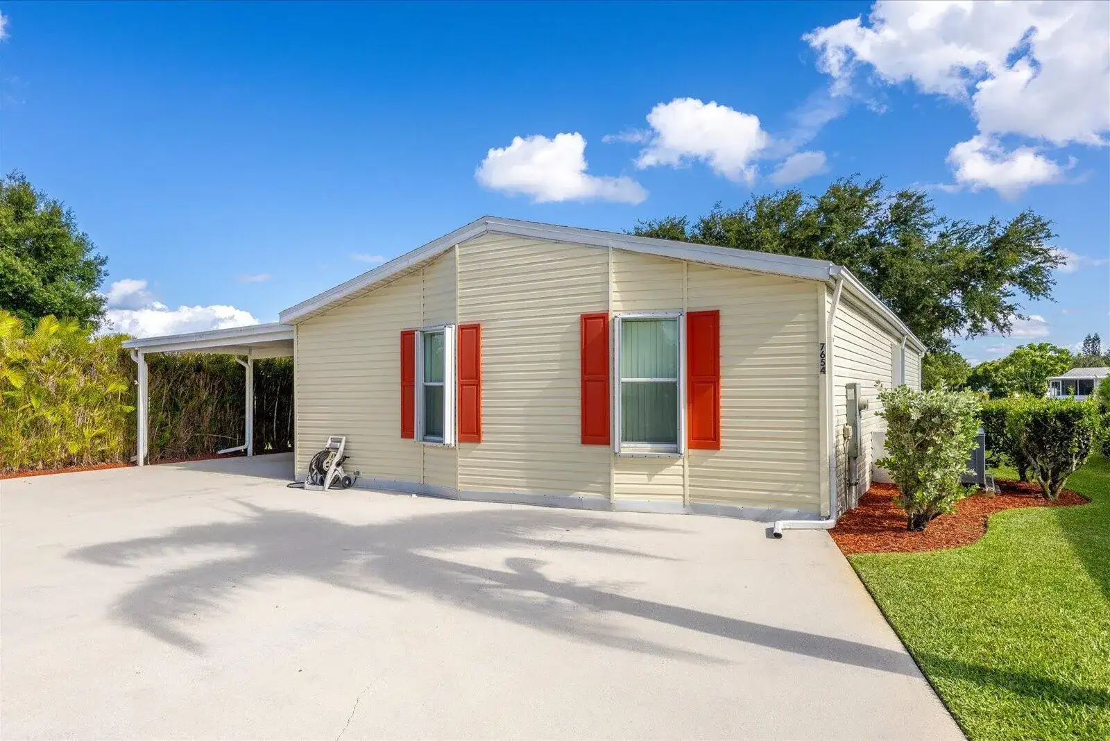 7654 Red Crossbill Court, Port St. Lucie FL 34952 photo 3