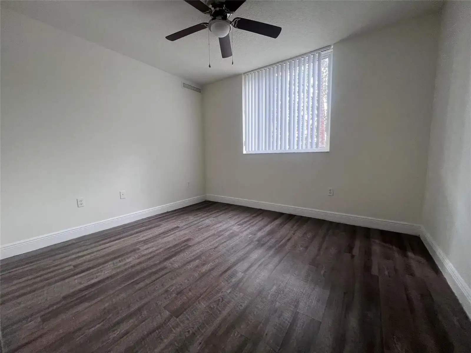 19455 NE 10 Avenue # 514, North Miami Beach FL 33179 photo 5