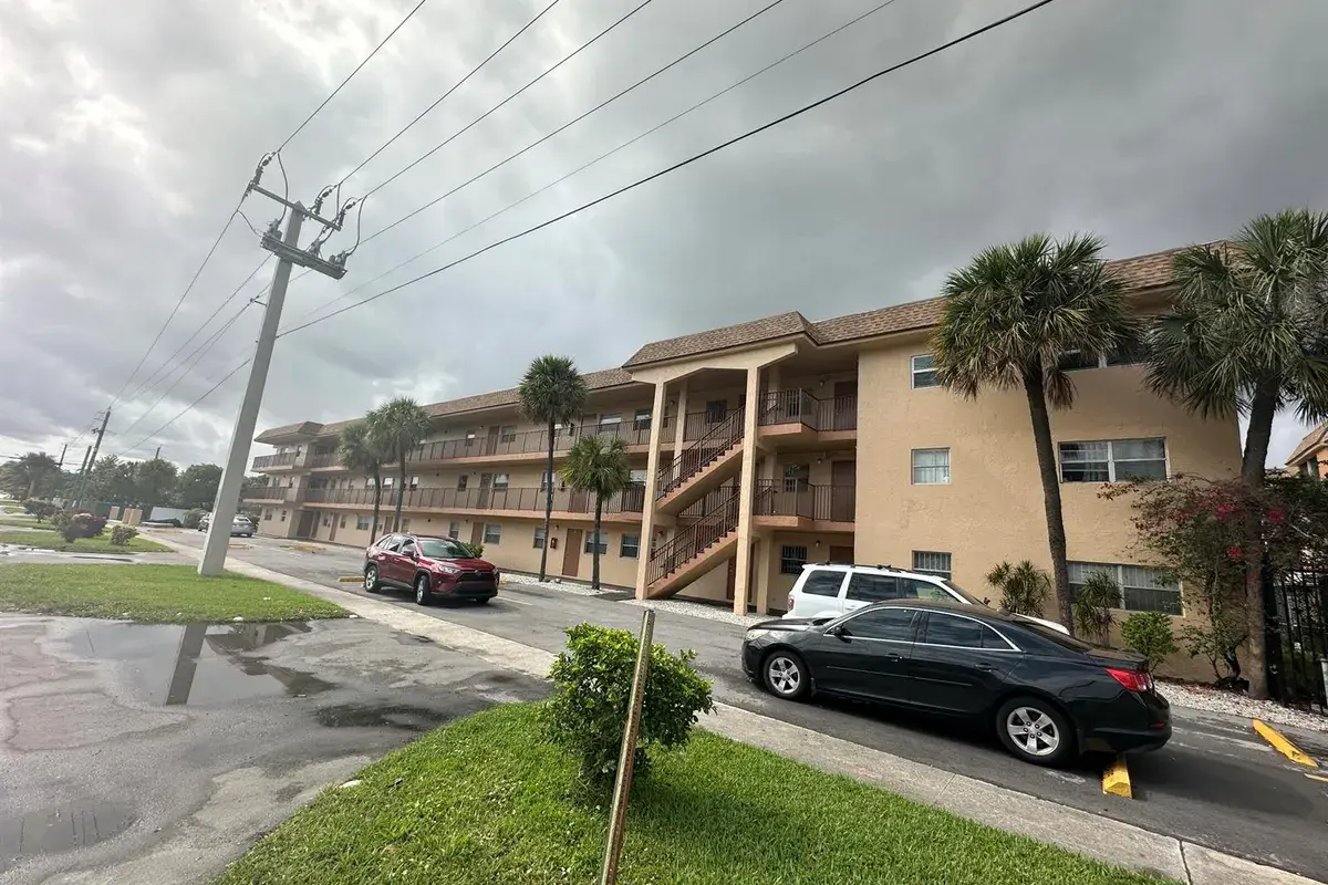 4191 NW 26th Street # 371, Lauderhill FL 33313