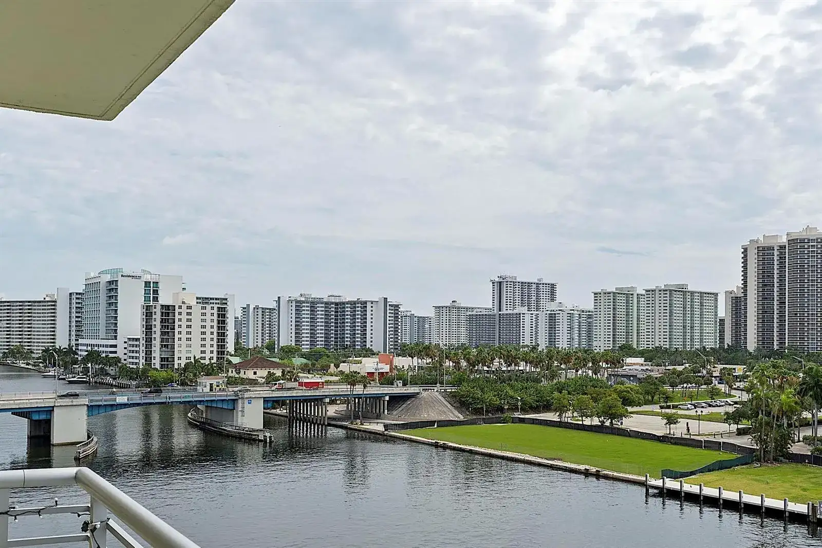 2900 NE 30th Street Apt 8j, Fort Lauderdale FL 33306 photo 2