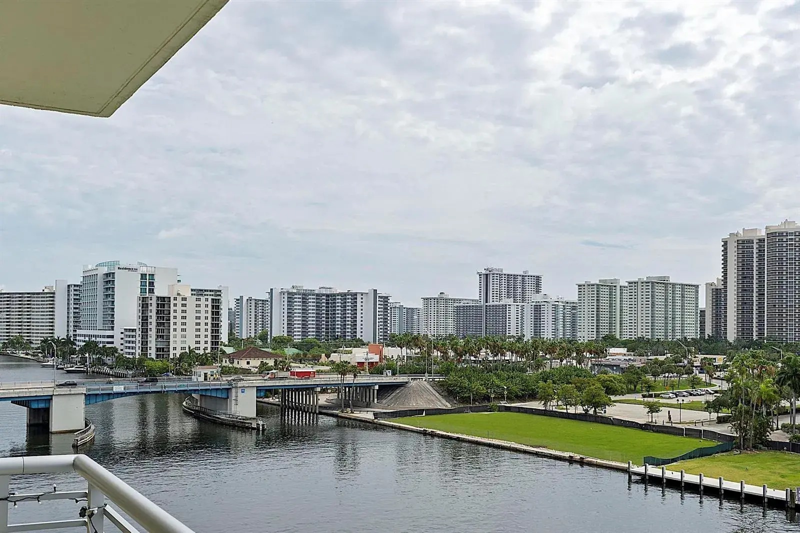 2900 NE 30th Street Apt 8j, Fort Lauderdale FL 33306