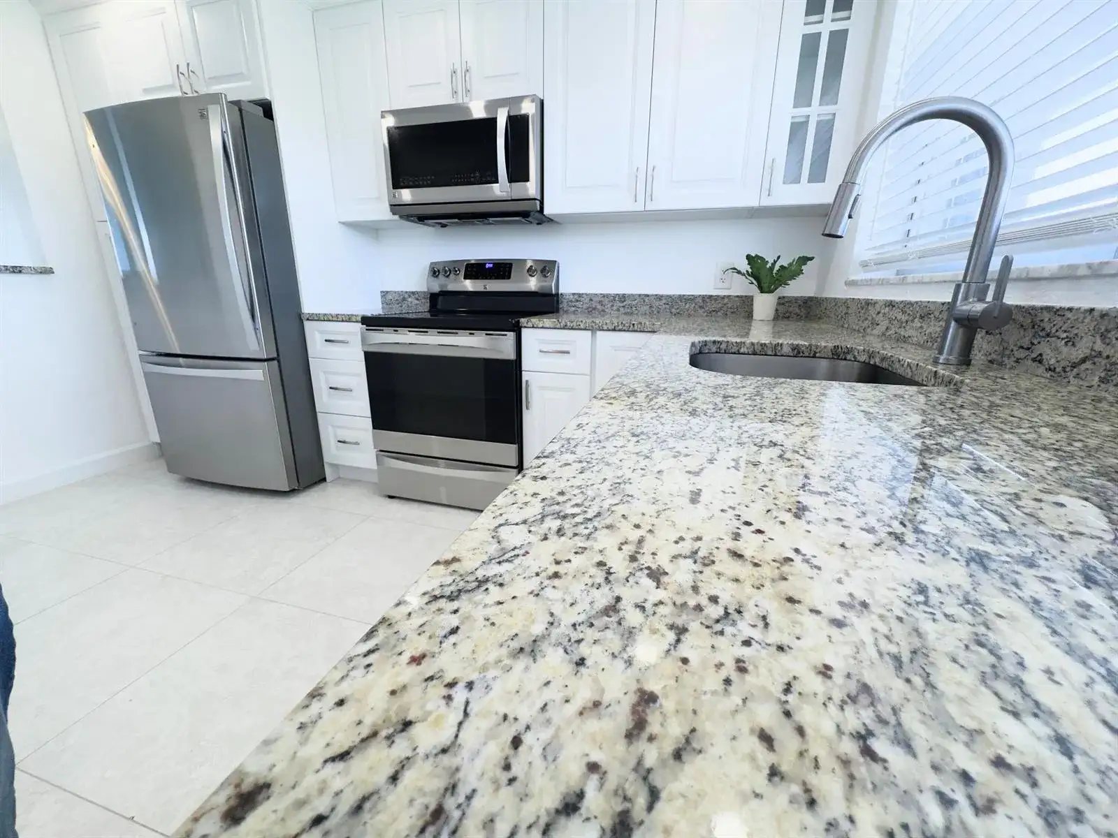 2016 S Federal Highway # 404, Boynton Beach FL 33435 photo 3