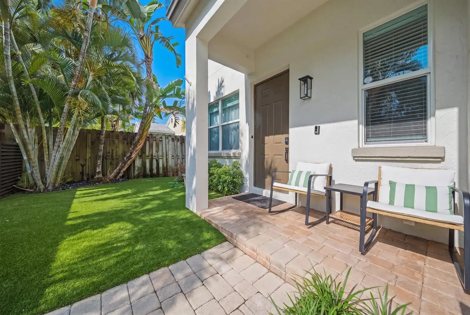 417 SW 8th Street, Fort Lauderdale FL 33315 photo 2