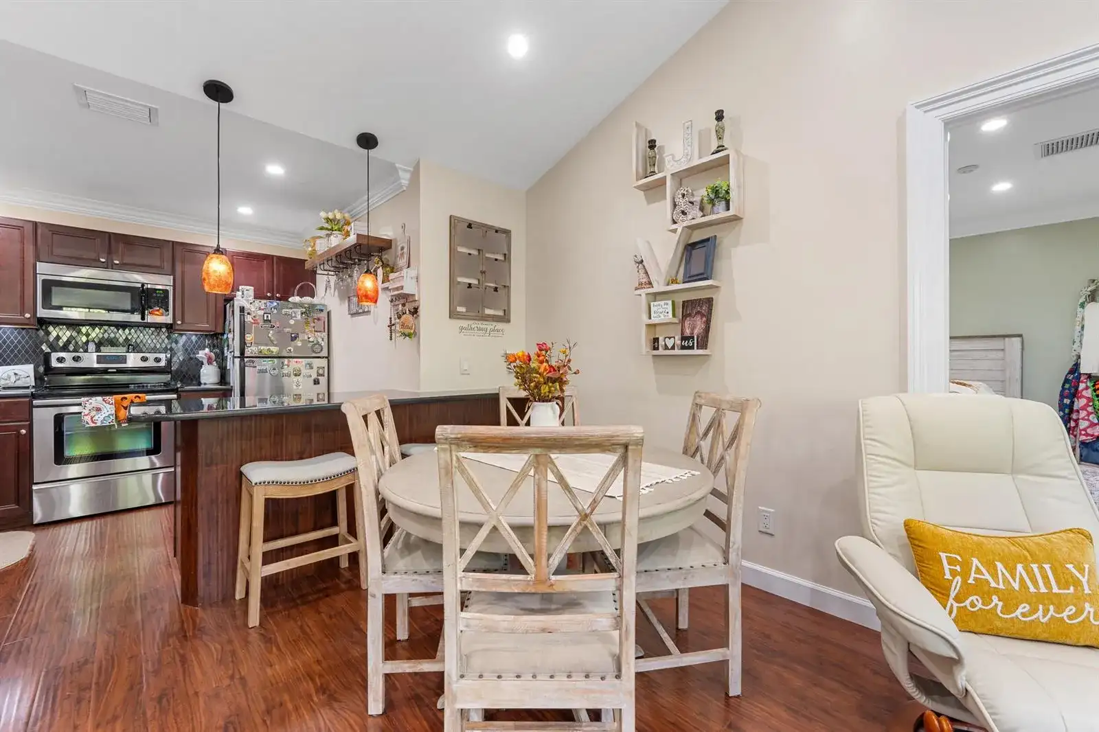 1616 SE Green Acres Circle # M204, FL 34952 photo 2