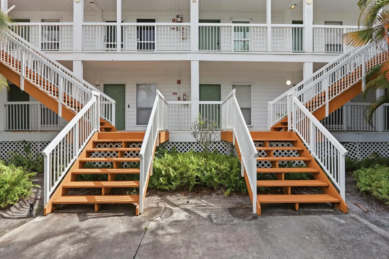 250 Cypress Point Drive, Palm Beach Gardens FL 33418 photo 3