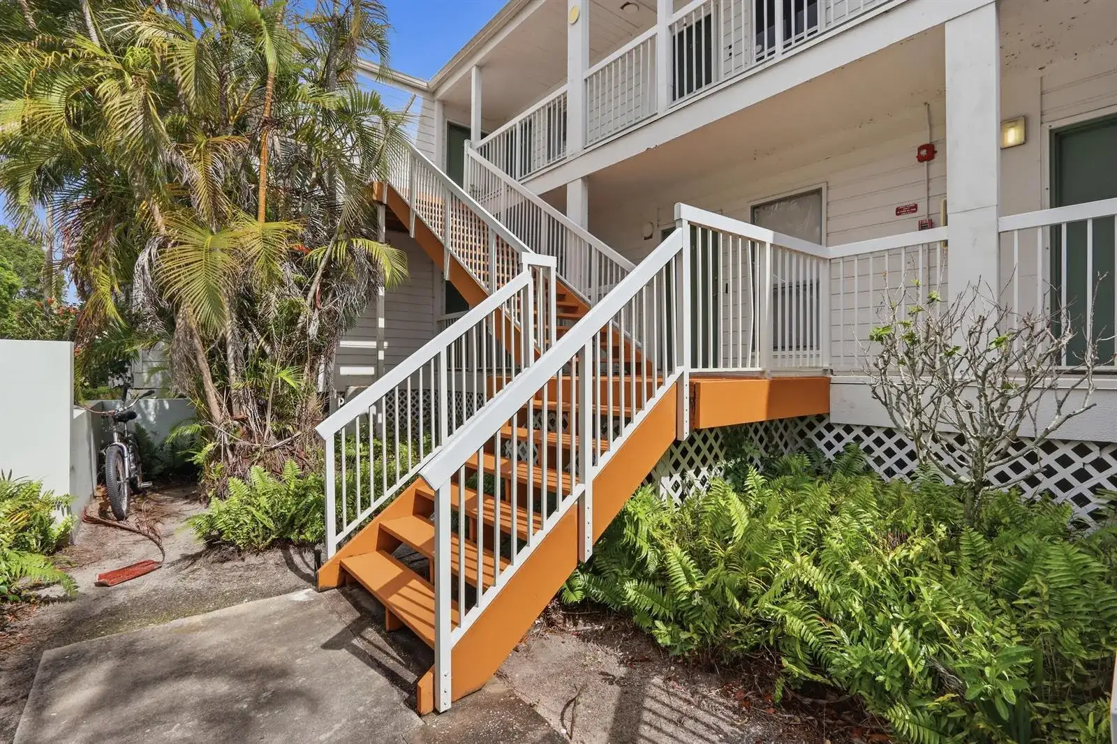 250 Cypress Point Drive, Palm Beach Gardens FL 33418 photo 4