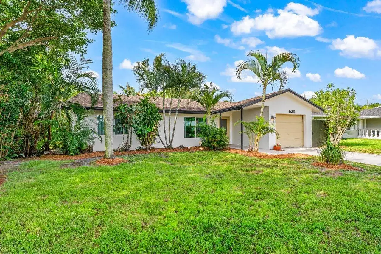 638 SW 4th Avenue, Boynton Beach FL 33426 photo 2