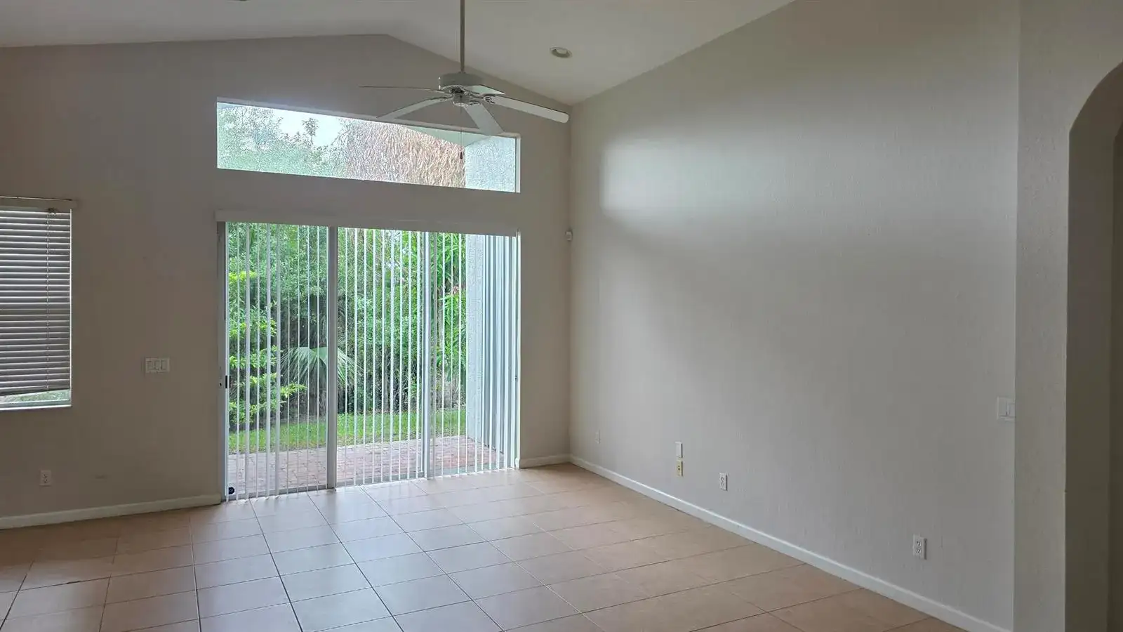 2264 SW Newport Isles Boulevard, Port St. Lucie FL 34953 photo 5