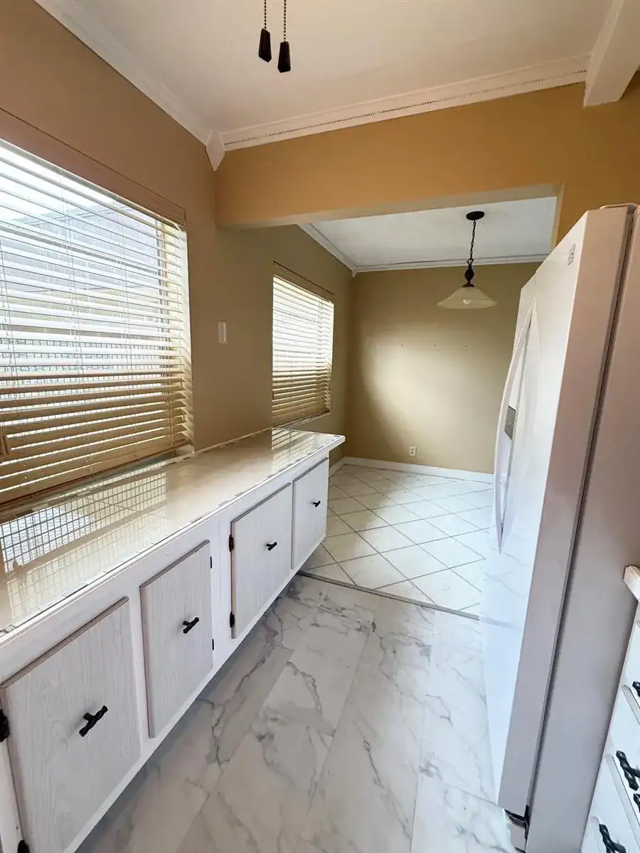 814 Burgundy Q, Delray Beach FL 33484 photo 2