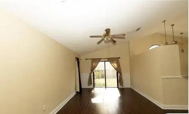 915 Buttonwood Avenue, North Lauderdale FL 33068 photo 3