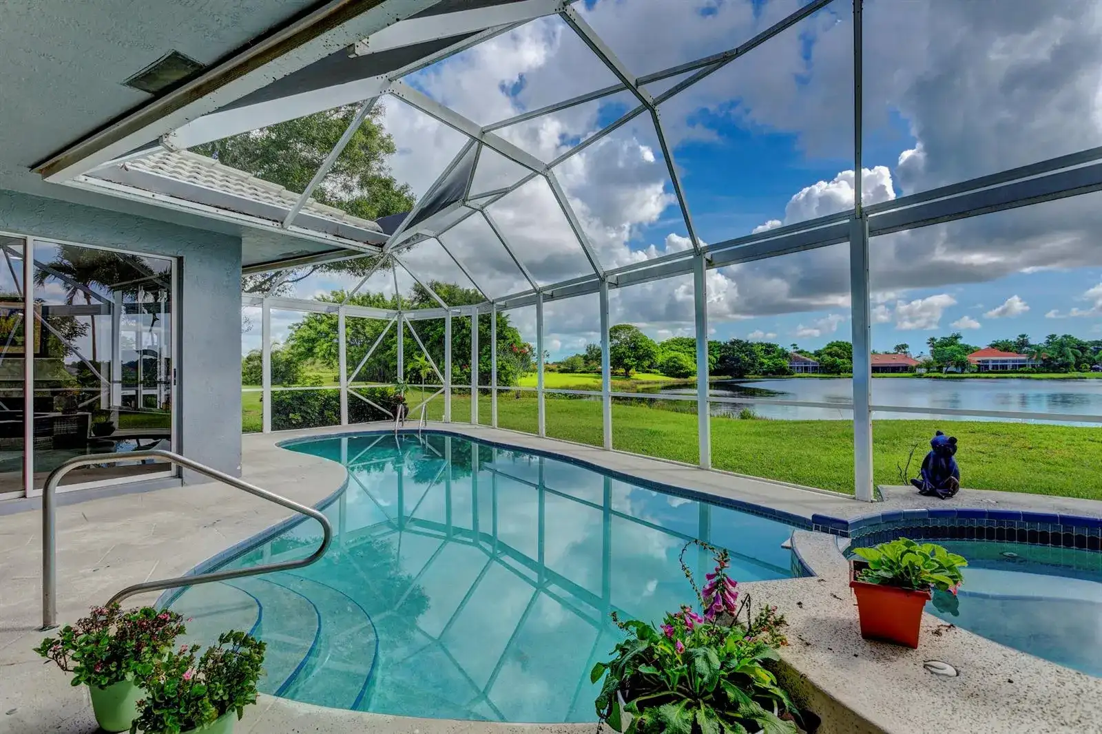 139 Brookhaven Court, Palm Beach Gardens FL 33418 photo 2