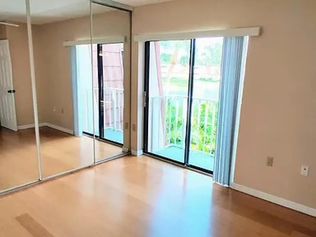 707 Mill Valley Place, West Palm Beach FL 33409