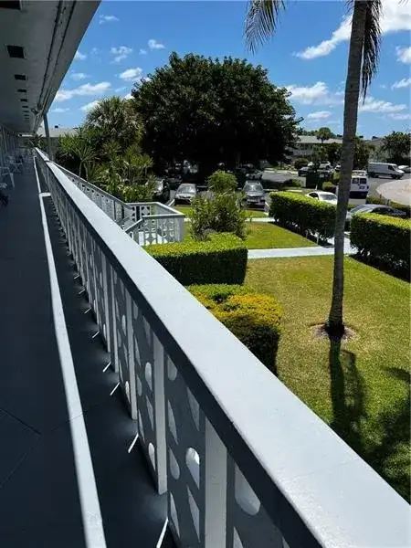 701 Pine Drive # 204, Pompano Beach FL 33060 photo 2
