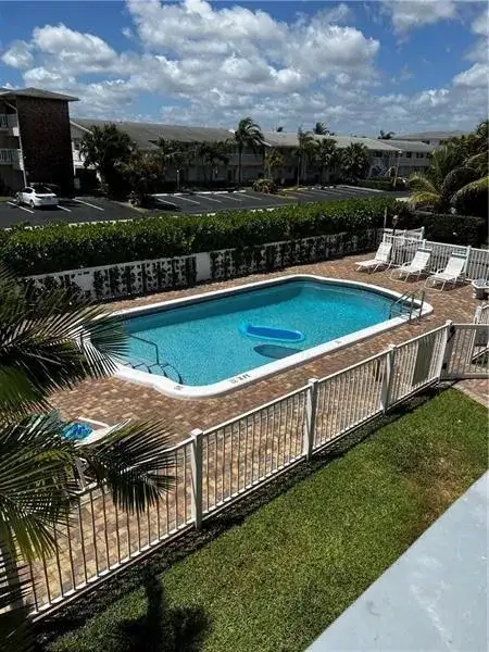 701 Pine Drive # 204, Pompano Beach FL 33060 photo 3