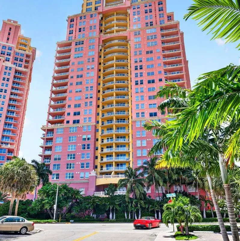 2100 N Ocean Boulevard # 8b, Fort Lauderdale FL 33305