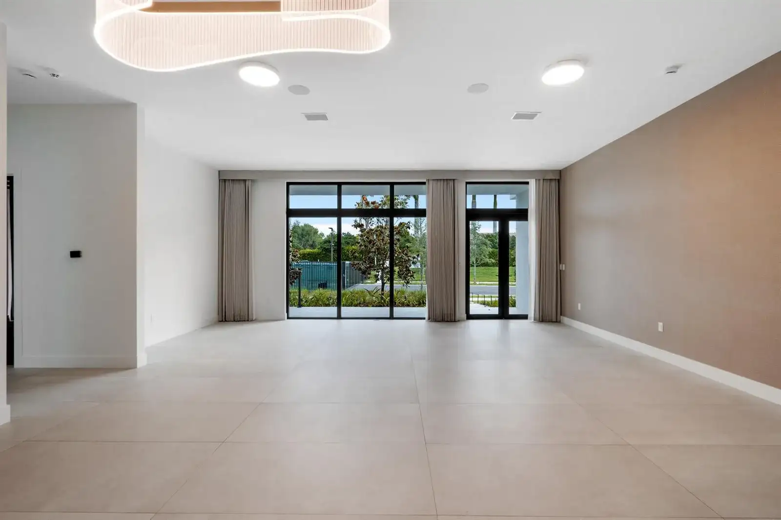 16788 Natures Way, Weston FL 33326 photo 5