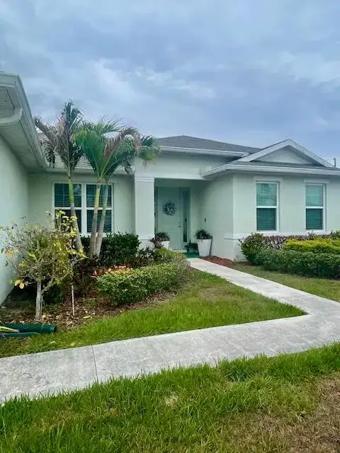 424 SW Ridgecrest Drive, Port St. Lucie FL 34953 photo 4