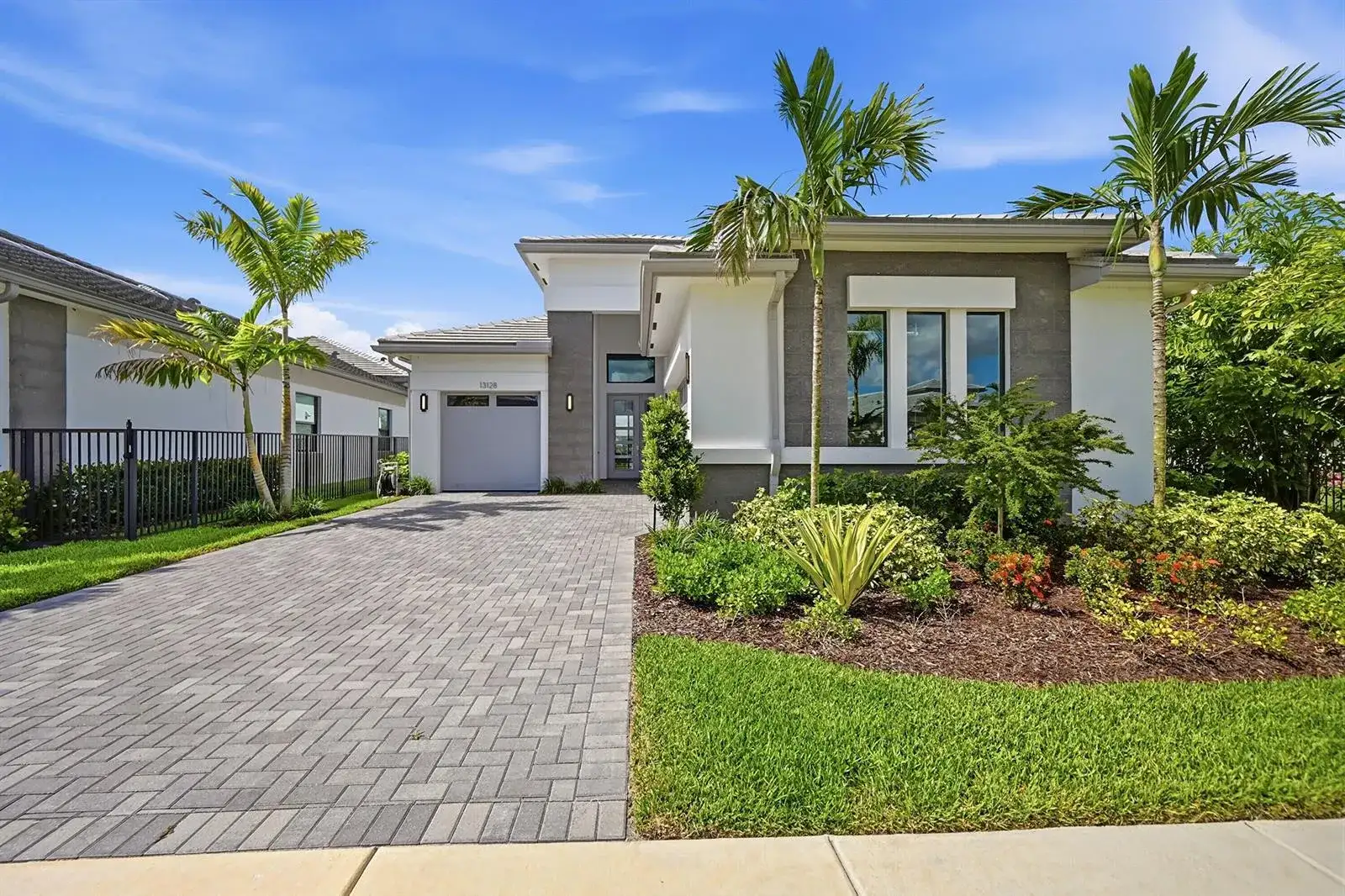 13128 Feathering Way, Palm Beach Gardens FL 33412 photo 2