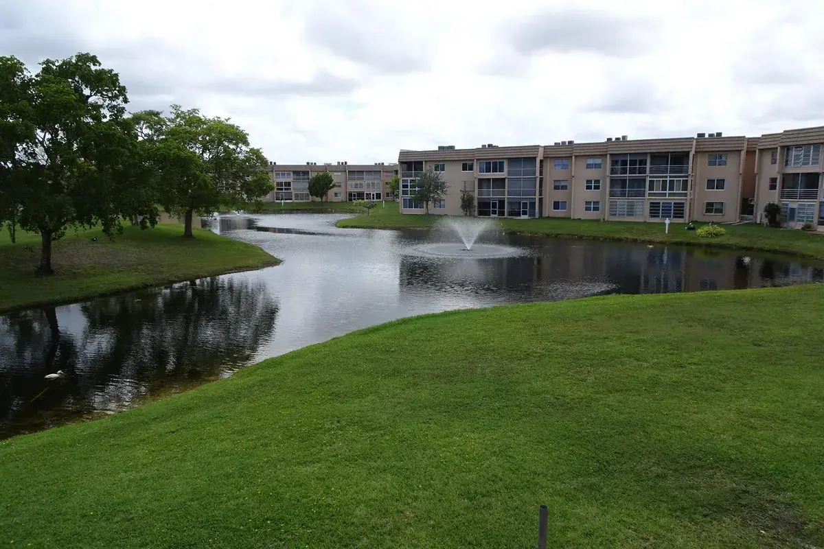 9261 Sunrise Lakes Boulevard # 210, Fort Lauderdale FL 33322