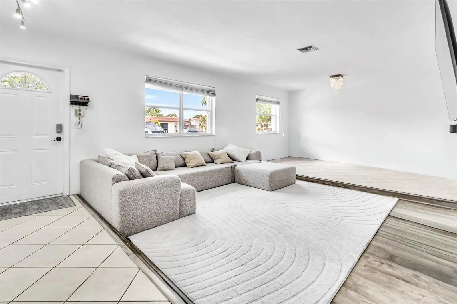 2200 N 47th Avenue, Hollywood FL 33021 photo 3