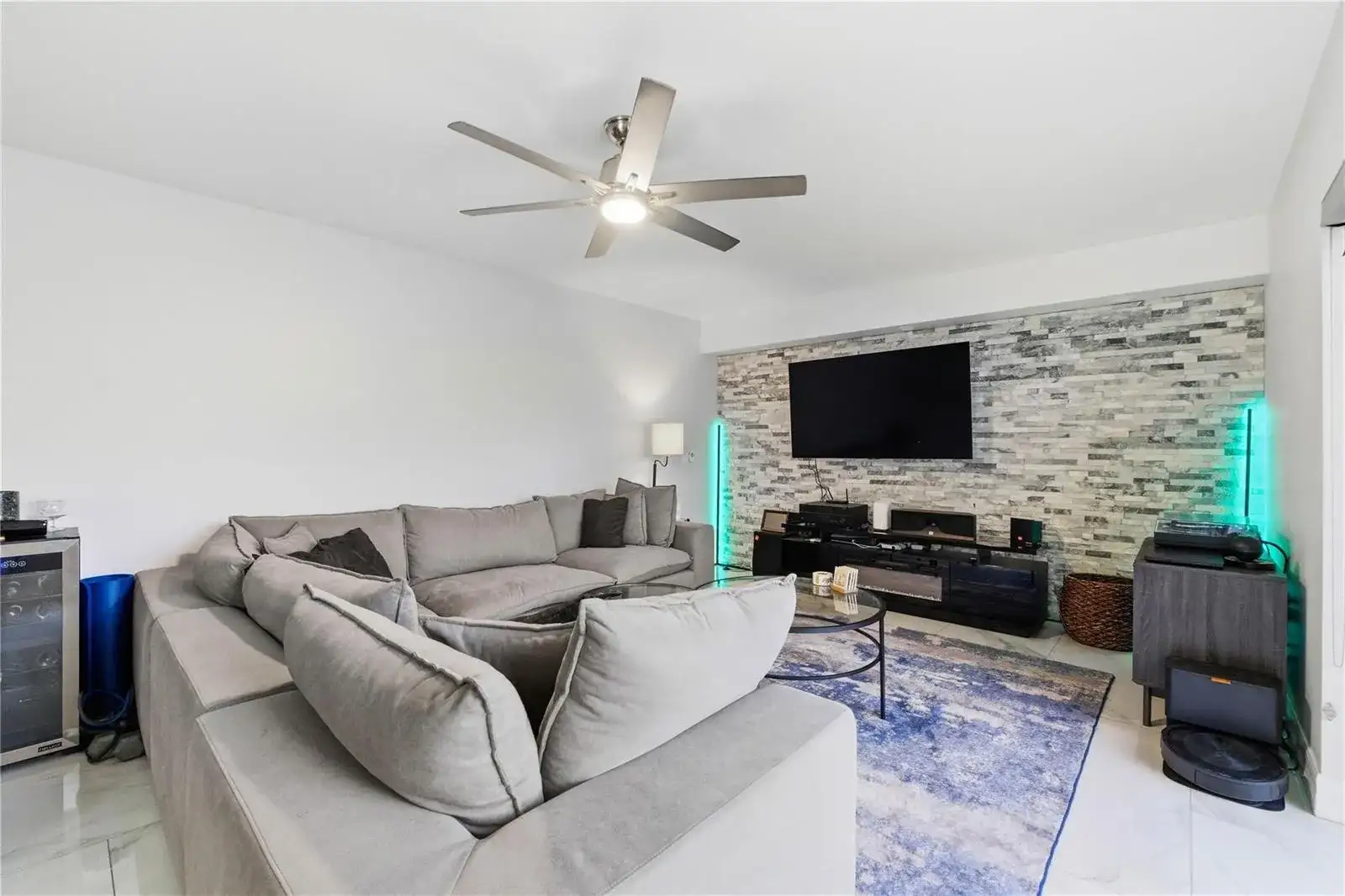 1017 10th Way, West Palm Beach FL 33407 photo 3