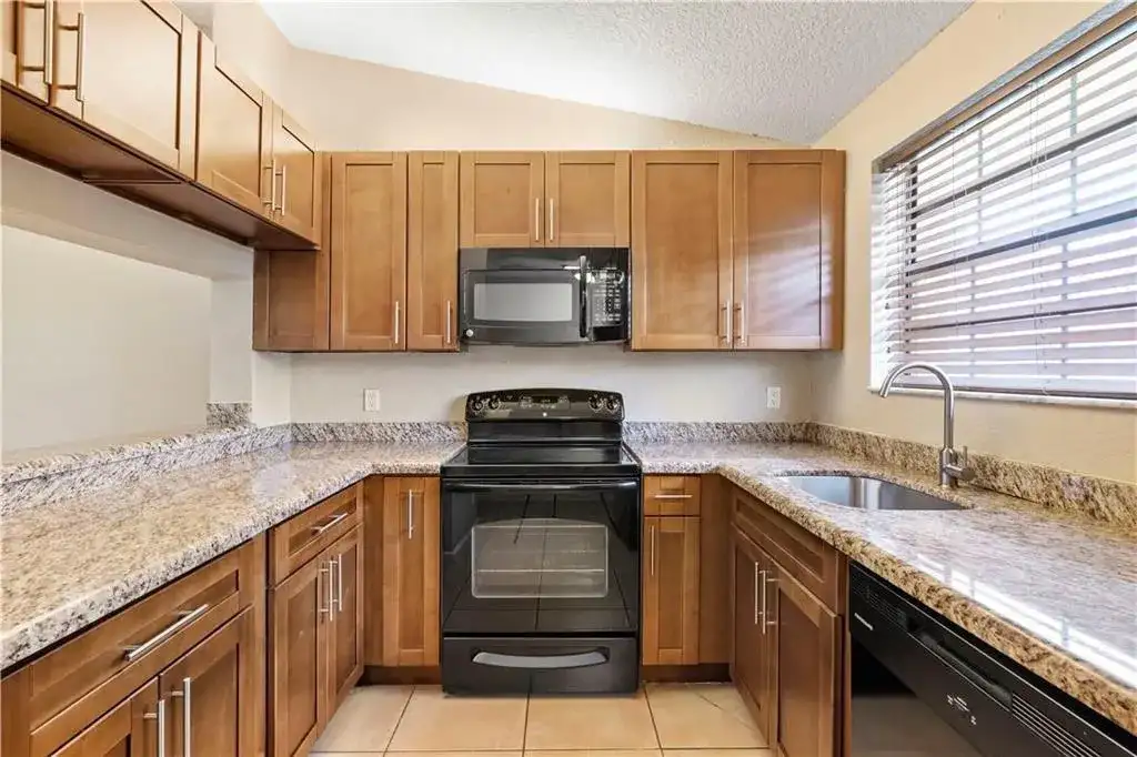 912 Congressional Way, Deerfield Beach FL 33442 photo 3