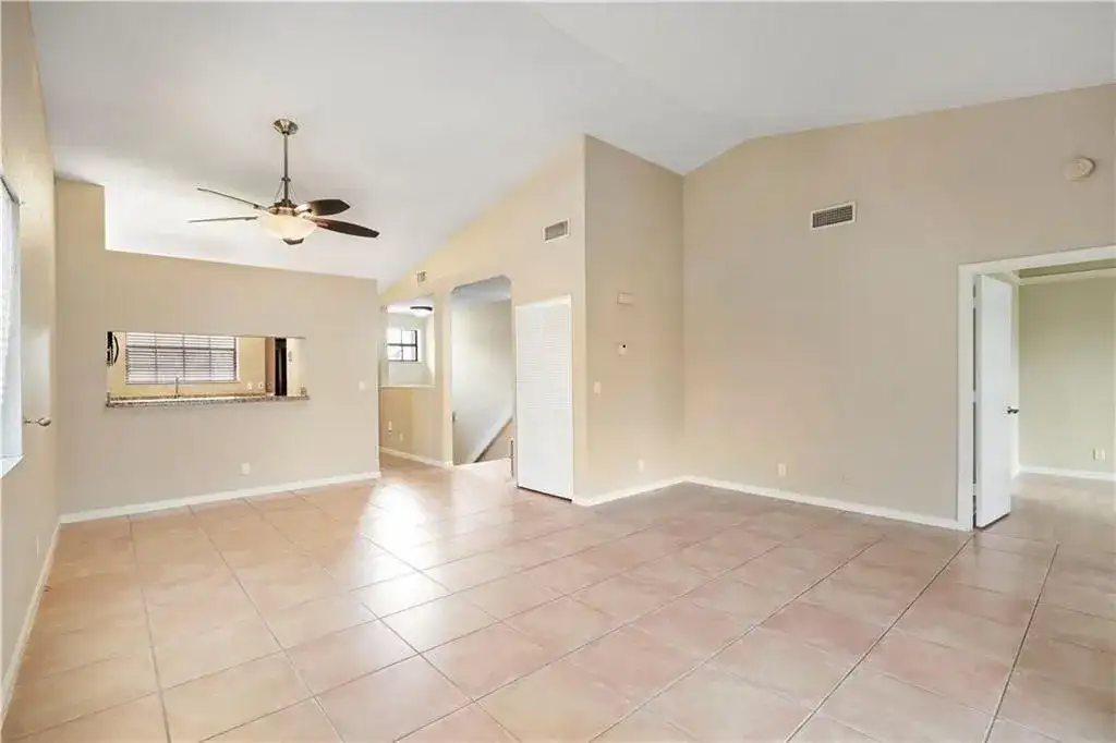 912 Congressional Way, Deerfield Beach FL 33442 photo 5