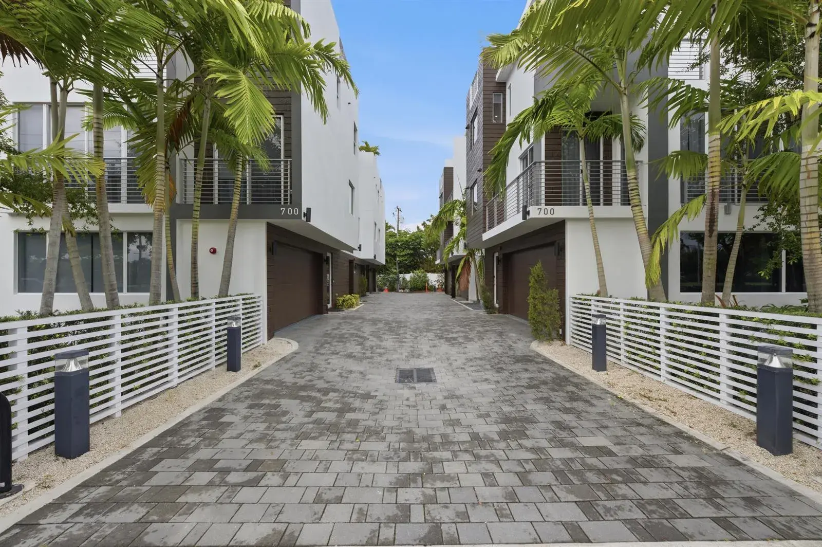 714 NE 14th Avenue # 102, Fort Lauderdale FL 33304