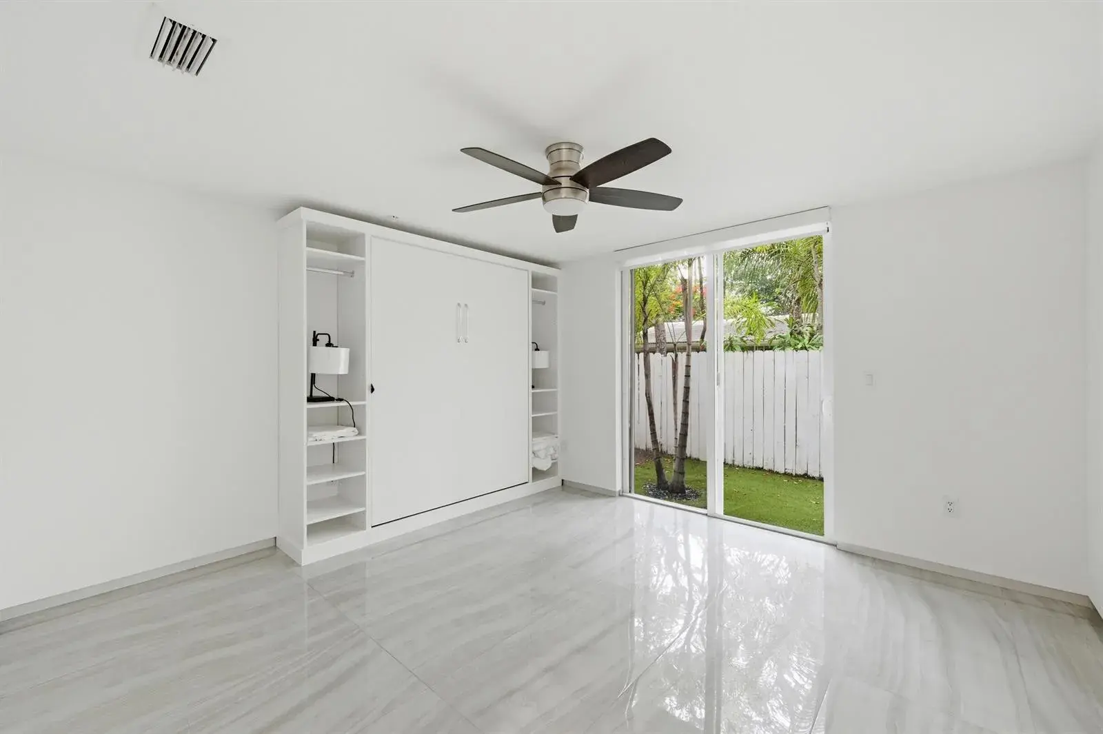 714 NE 14th Avenue # 102, Fort Lauderdale FL 33304