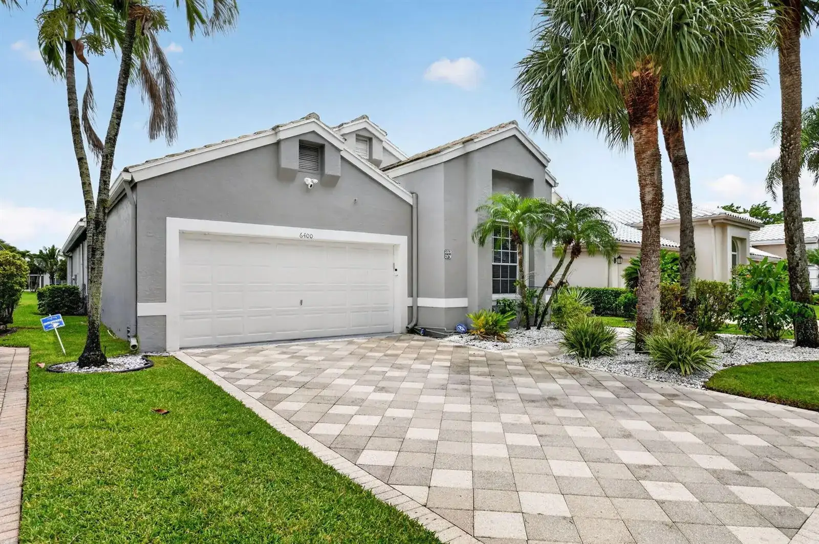 6400 Three Lakes Lane, Boynton Beach FL 33437 photo 2