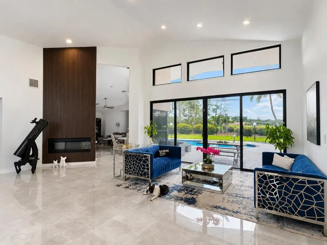 10875 Boca Woods Lane, Boca Raton FL 33428