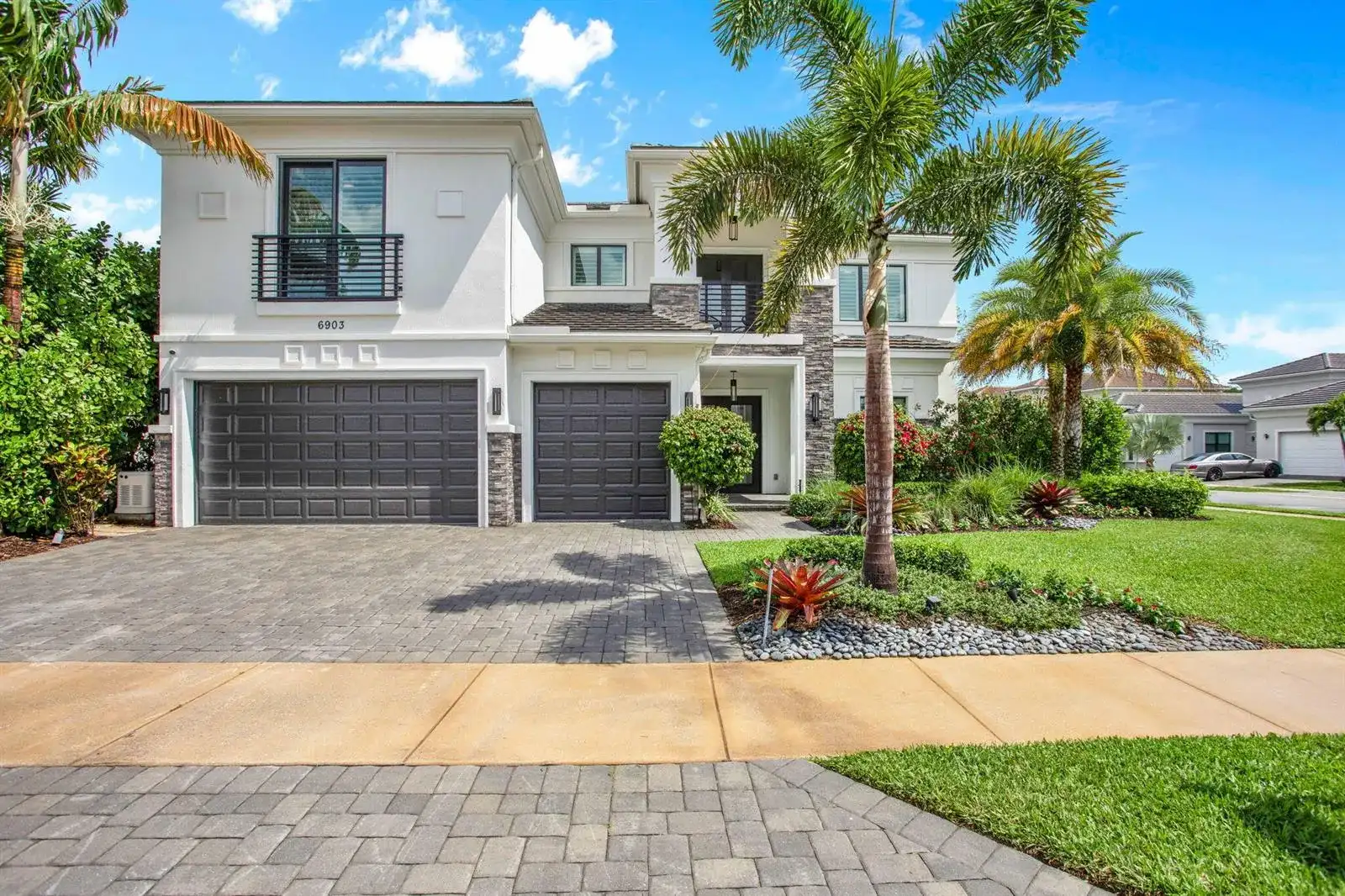 6903 NW 28th Avenue, Boca Raton FL 33496