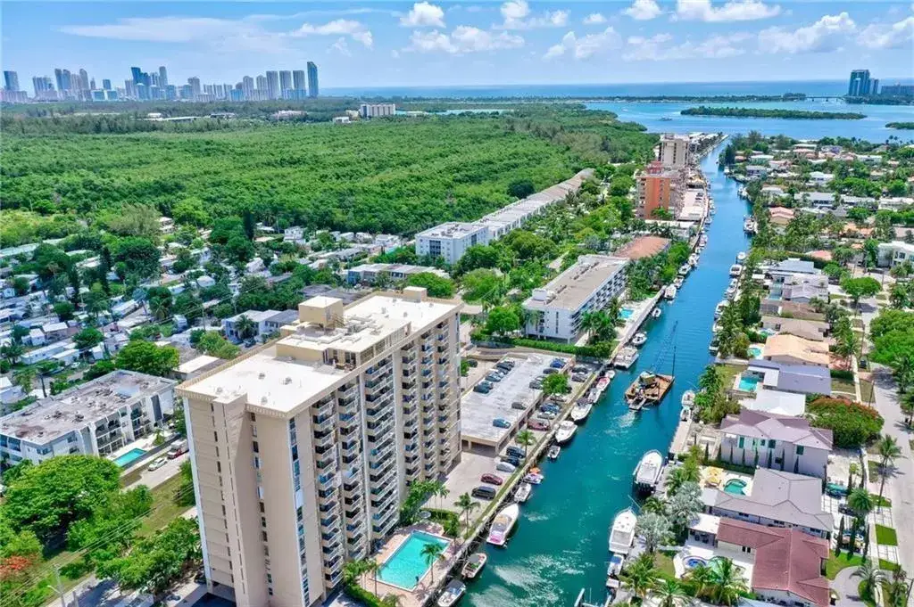 2350 NE 135th Street # 1212, North Miami FL 33181