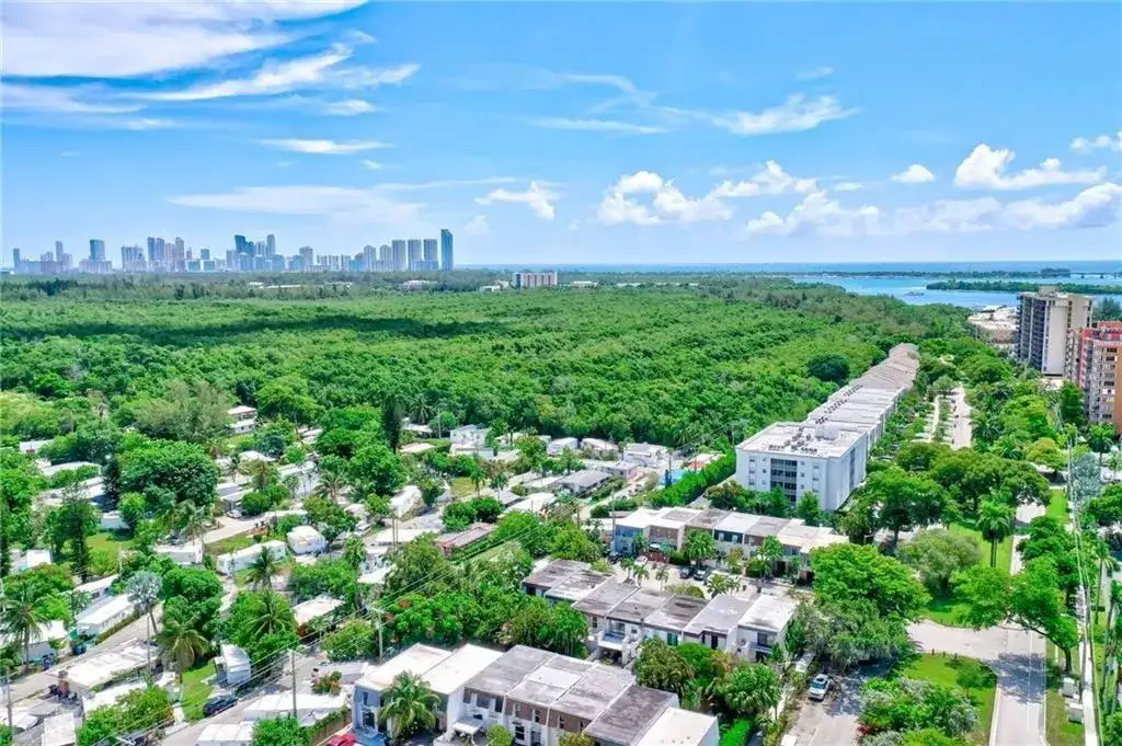 2350 NE 135th Street # 1212, North Miami FL 33181 photo 3