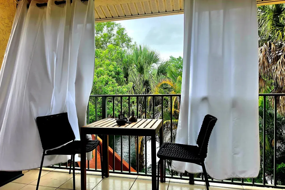 9999 Summerbreeze Drive # 512, Sunrise FL 33322