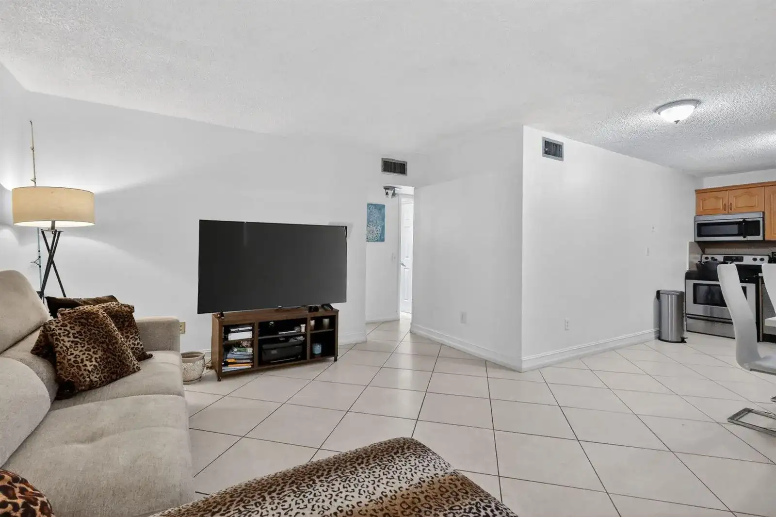 1801 S Treasure Drive # 415, North Bay Village FL 33141 photo 5
