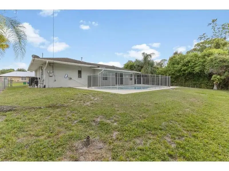 758 Beard Avenue, Sebastian FL 32958 photo 4