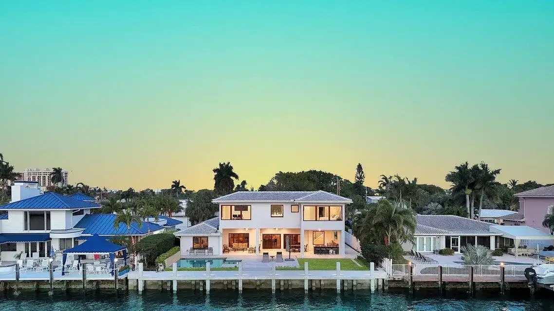 4555 W Tradewinds Avenue, Lauderdale By The Sea FL 33308 photo 4