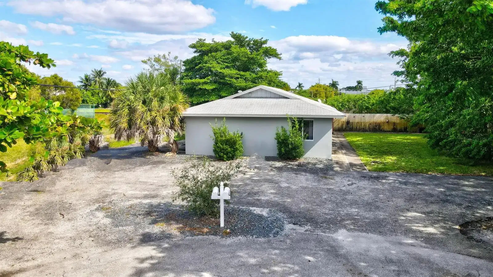 2227 NE 3rd Avenue # 2, Delray Beach FL 33444 photo 4