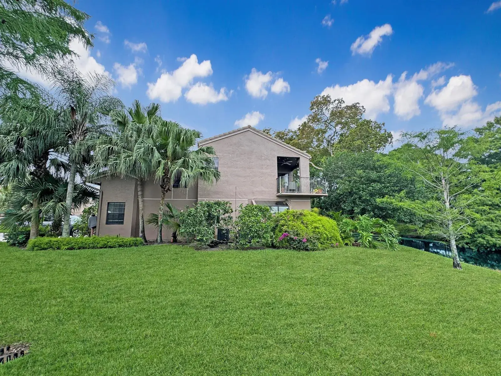 1661 Cypress Pointe Drive # 5b, Coral Springs FL 33071