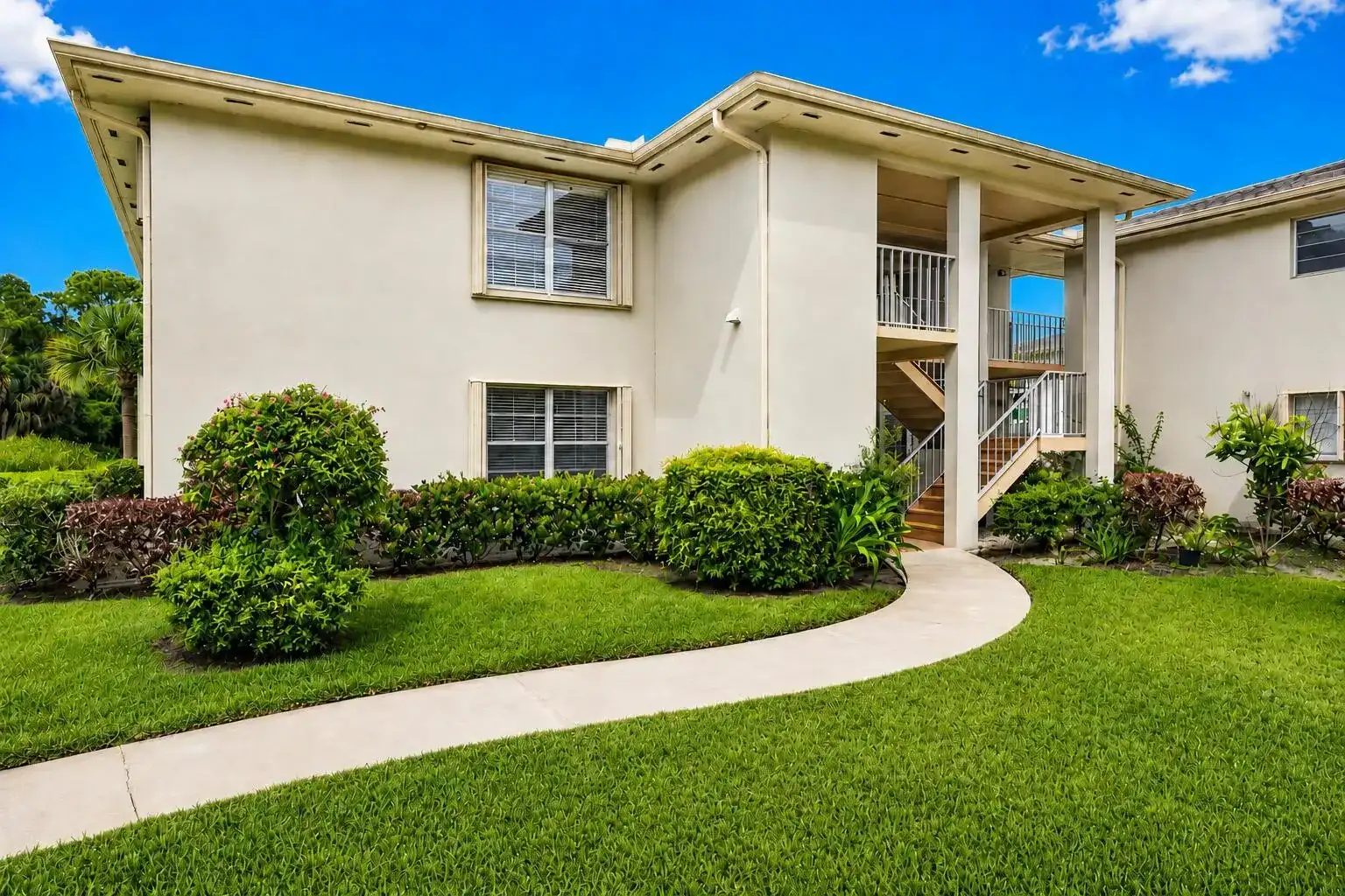 1 Lake Vista Trail # 207, Port St. Lucie FL 34952