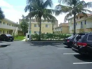 2080 NE 167th Street # 38, North Miami Beach FL 33162 photo 4