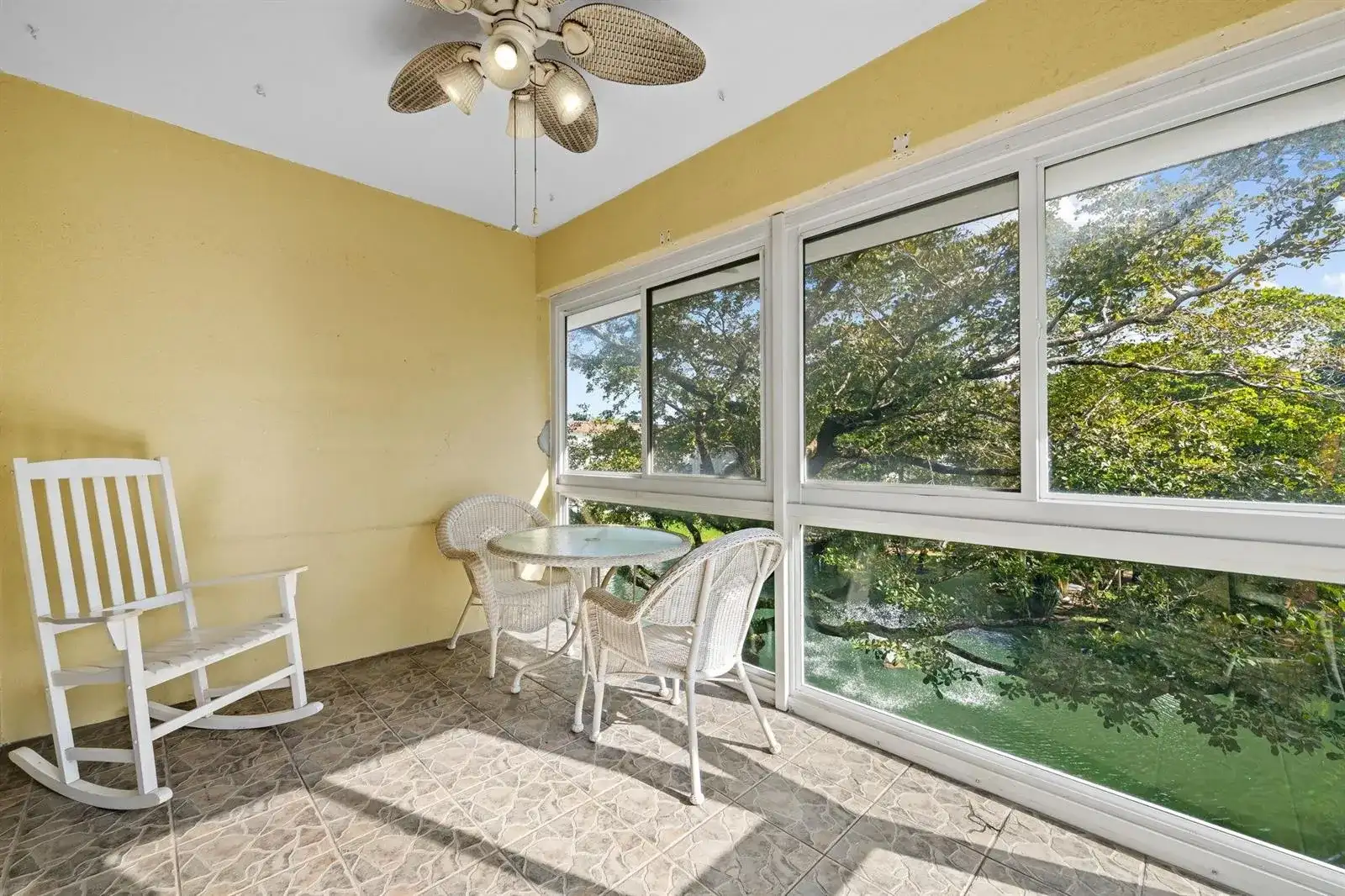 5151 W Oakland Park Boulevard # 309, Lauderdale Lakes FL 33313 photo 4