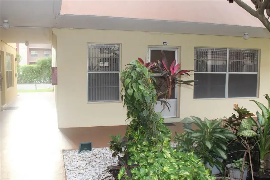 3071 NW 47th Terrace # 125, Lauderdale Lakes FL 33313