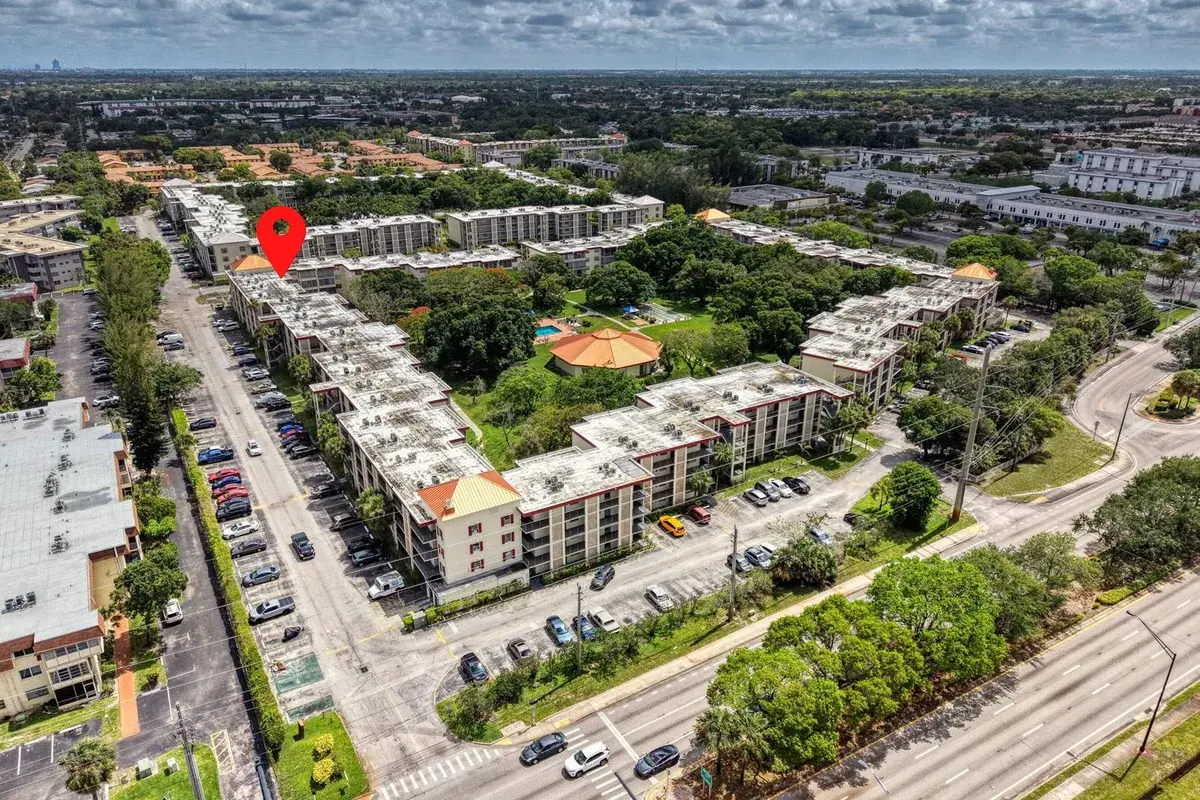 3001 NW 48th Avenue # 439, Lauderdale Lakes FL 33313