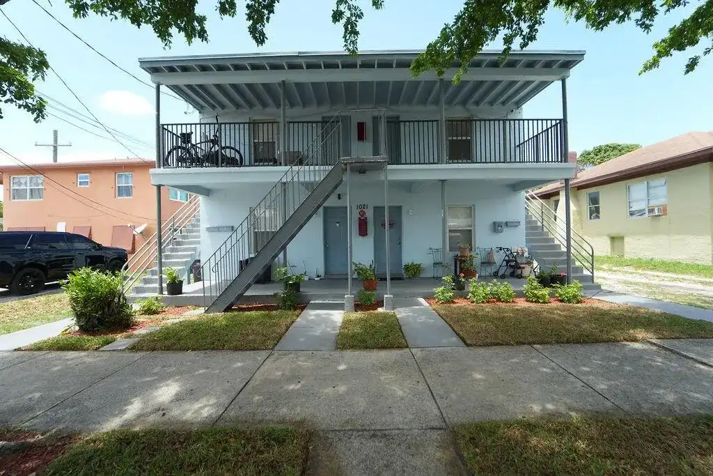 1021 14th Street, West Palm Beach FL 33401