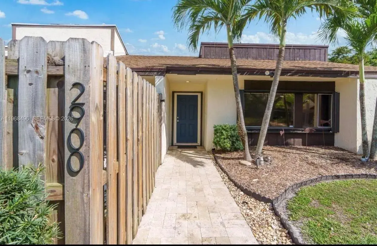 2900 NW 69th Court, Fort Lauderdale FL 33309